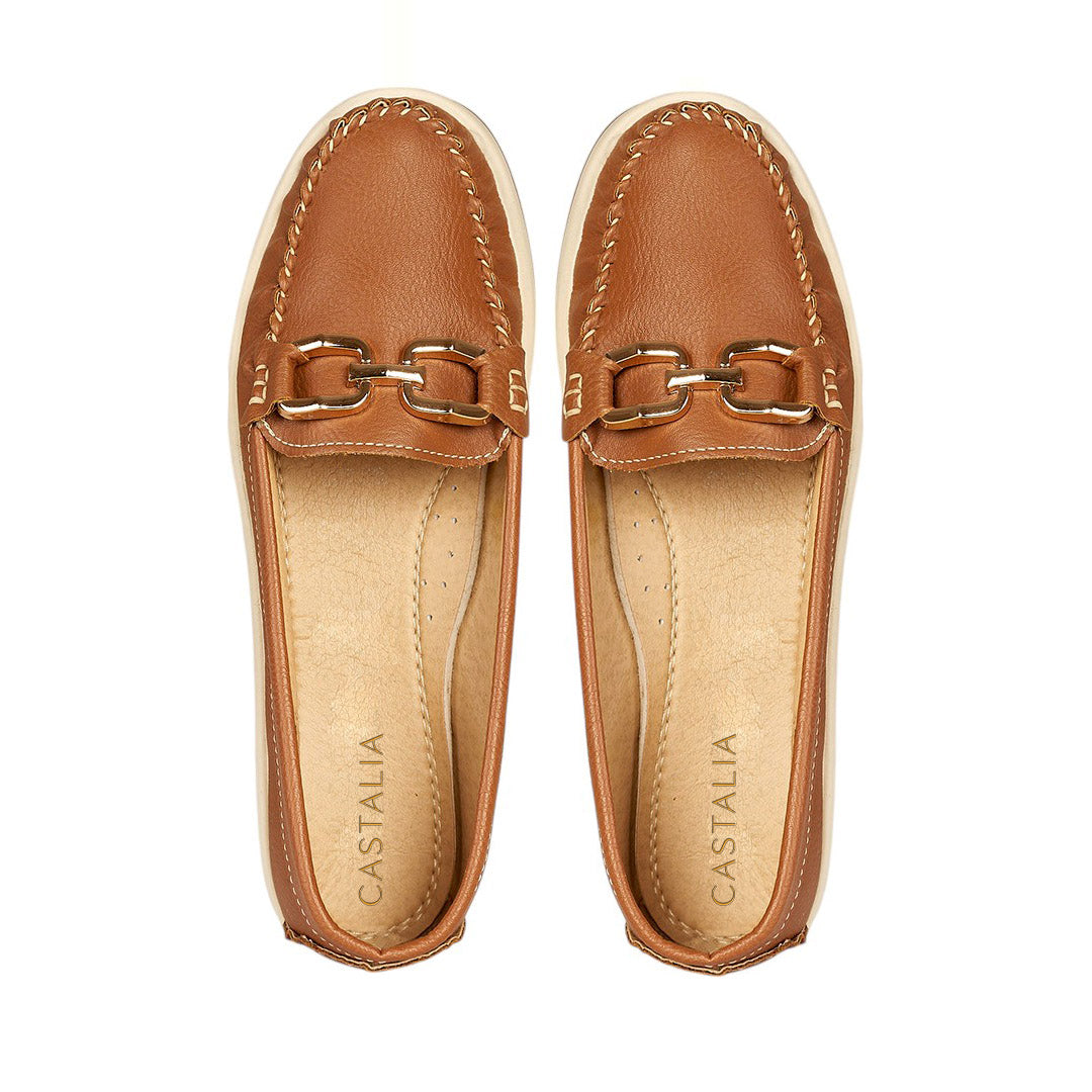 Zapato Confort Moderno Para Mujer CASTALIA 108-78 Tan Detalle Dorado